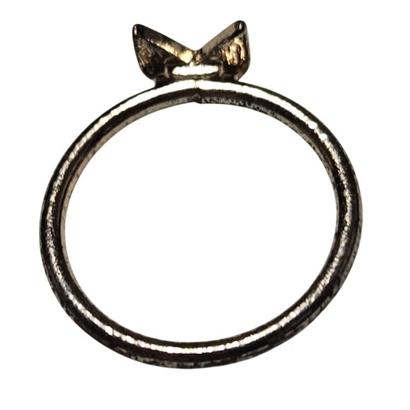 Geometric Arrowhead Ring Size 5.5 Gold Tone Minimalist Fashion Jewelry Women - Picture 2 of 4